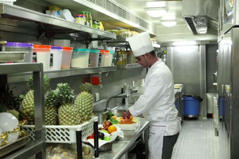 Pantry Car of International Standard