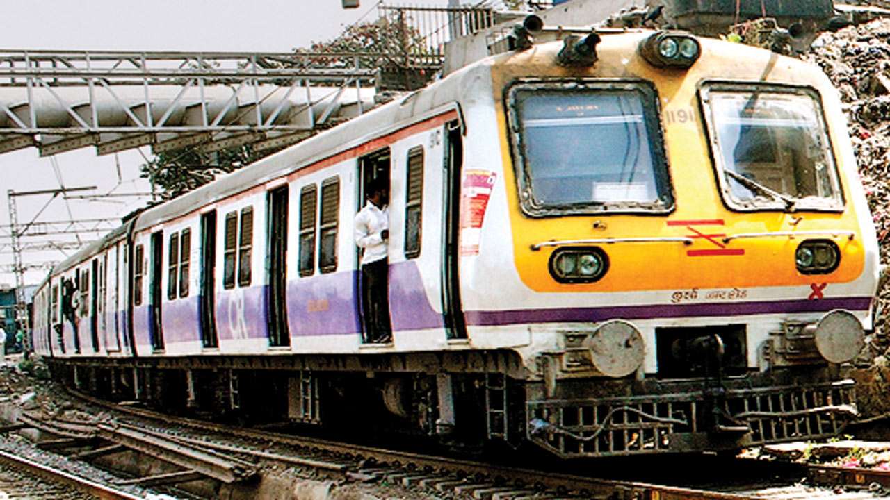 Mumbai local trains in India Local Trains in India