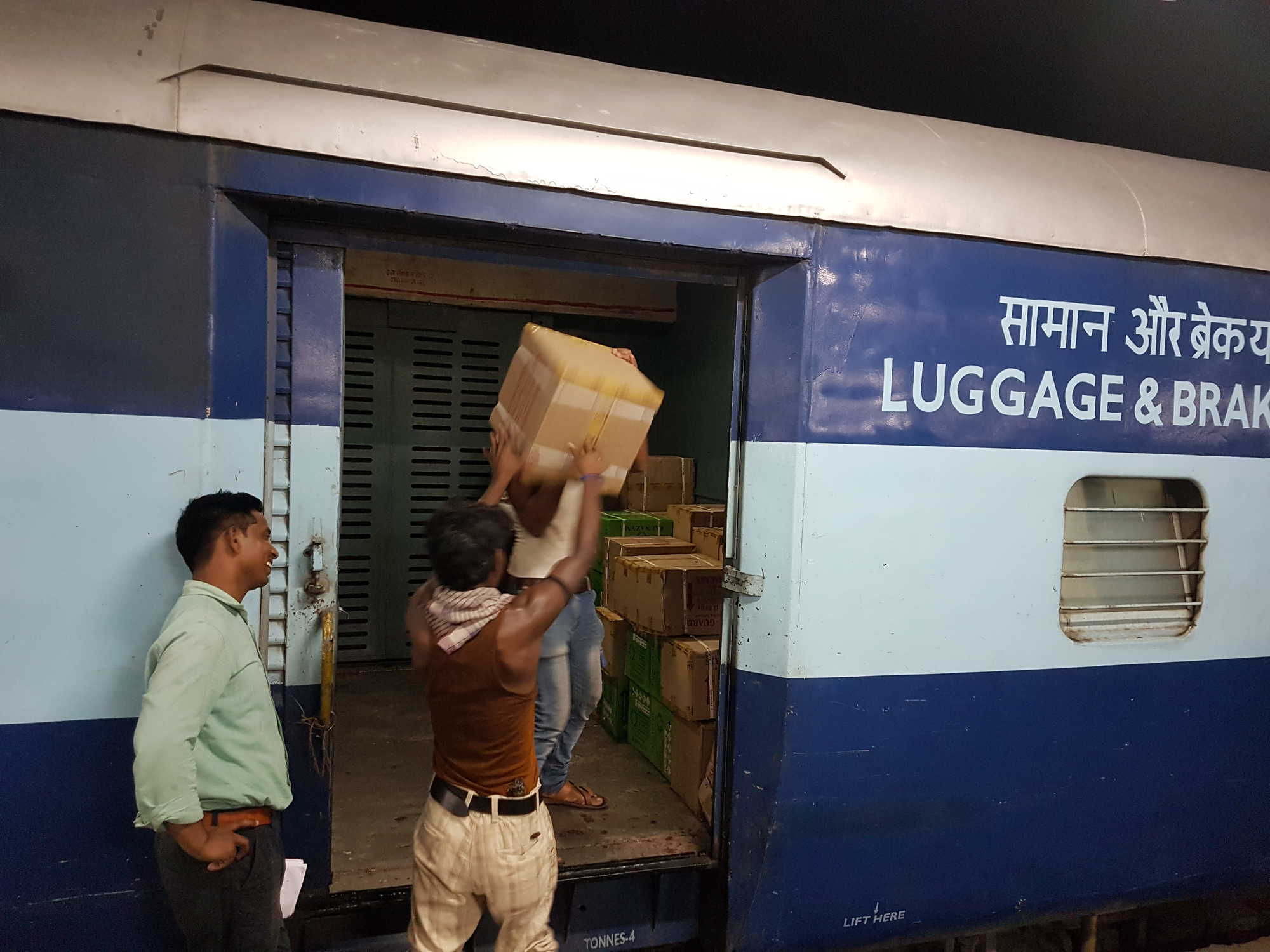 Track online parcels at Patna Junction How to Track rail parcels online
