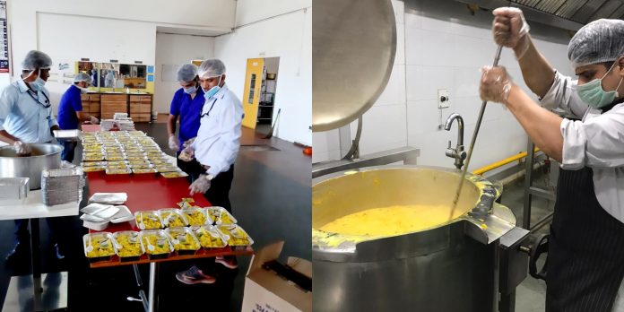 Indian Railways Steps Out to Feed Poor People in India