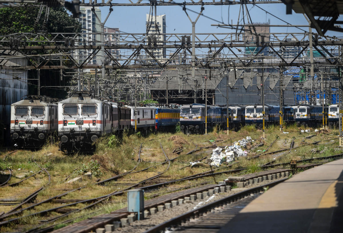 On-demand parcel trains for e-commerce industry Railways to start on-demand parcel service