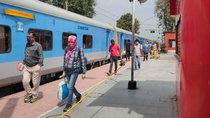 Indian Railways Cancelled All Trains between Bihar and Jharkhand